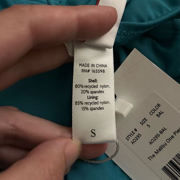 Andie The Malibu One Piece Swimsuit Baltic Blue size S NWT - Picture 6 of 7